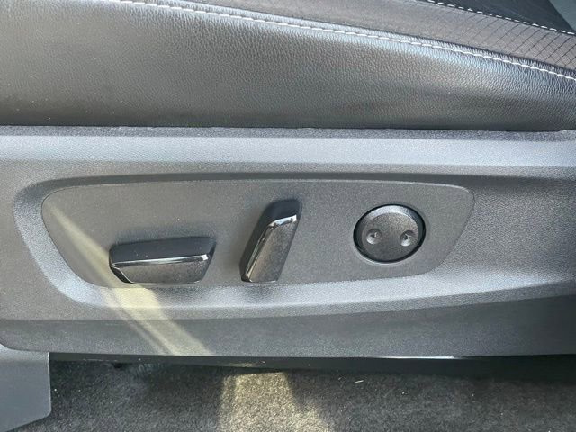 Used 2024 Nissan Pathfinder SL image 16