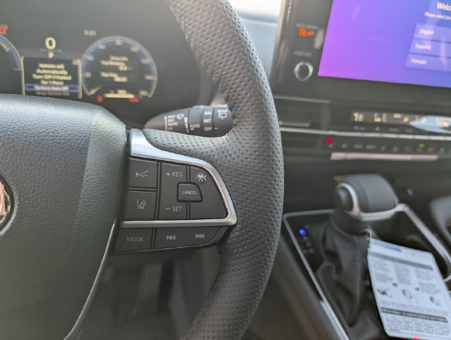 New 2026 Toyota Sienna Platinum AWD/4WD image 20