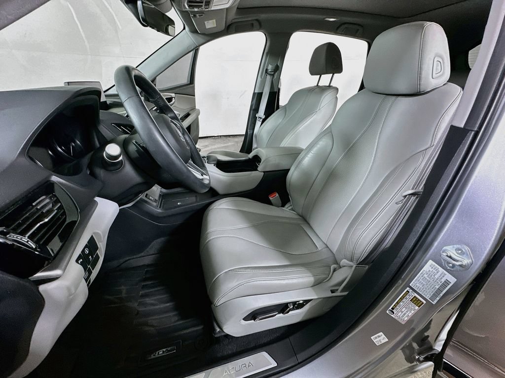 Used 2023 Acura RDX w/ Technology Package FWD image 17