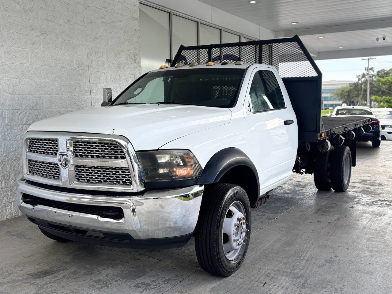 Used 2015 RAM 5500 Tradesman w/ Power & Remote Entry Group image 4