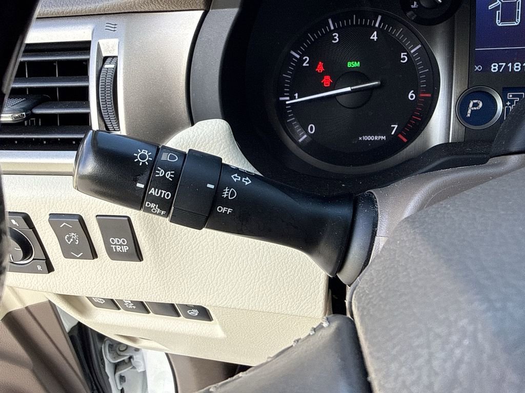 Used 2017 Lexus GX 460 Luxury AWD/4WD image 28