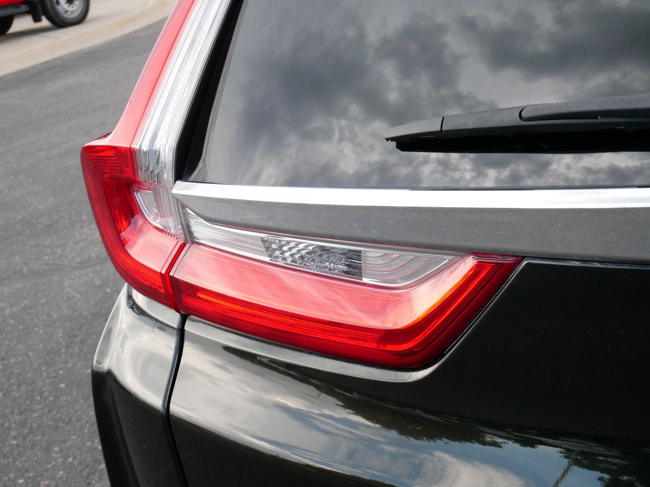 Used 2017 Honda CR-V EX image 17