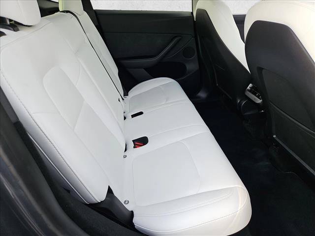 Used 2023 Tesla Model Y Long Range AWD/4WD image 21