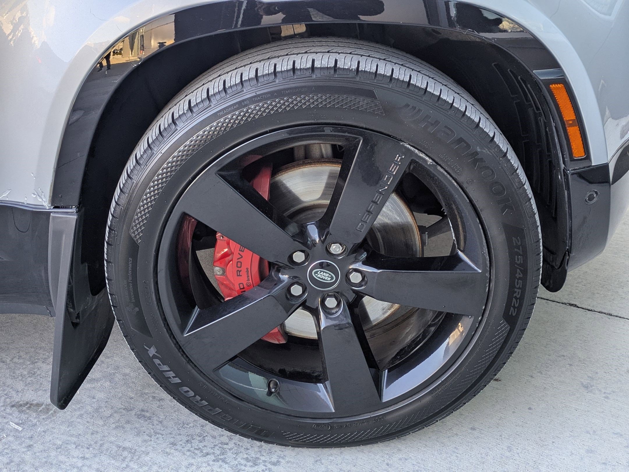 Certified 2023 Land Rover Defender 130 X image 32