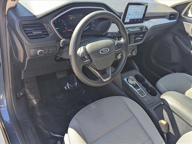 Used 2020 Ford Escape SE image 10