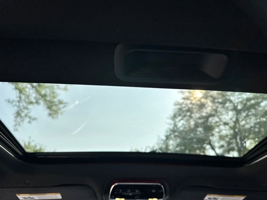 Used 2023 Mercedes-Benz C 300 4MATIC Sedan image 11