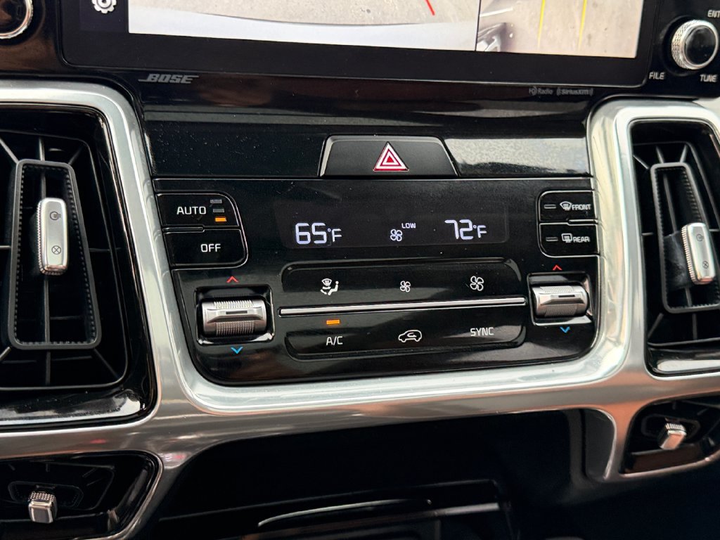 Certified 2023 Kia Sorento SX Prestige AWD/4WD image 23