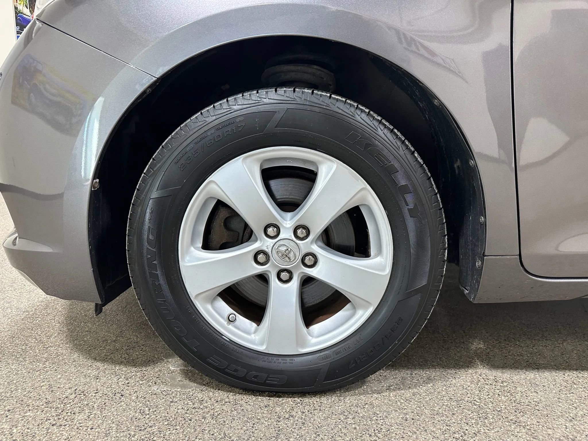 Used 2012 Toyota Sienna image 53