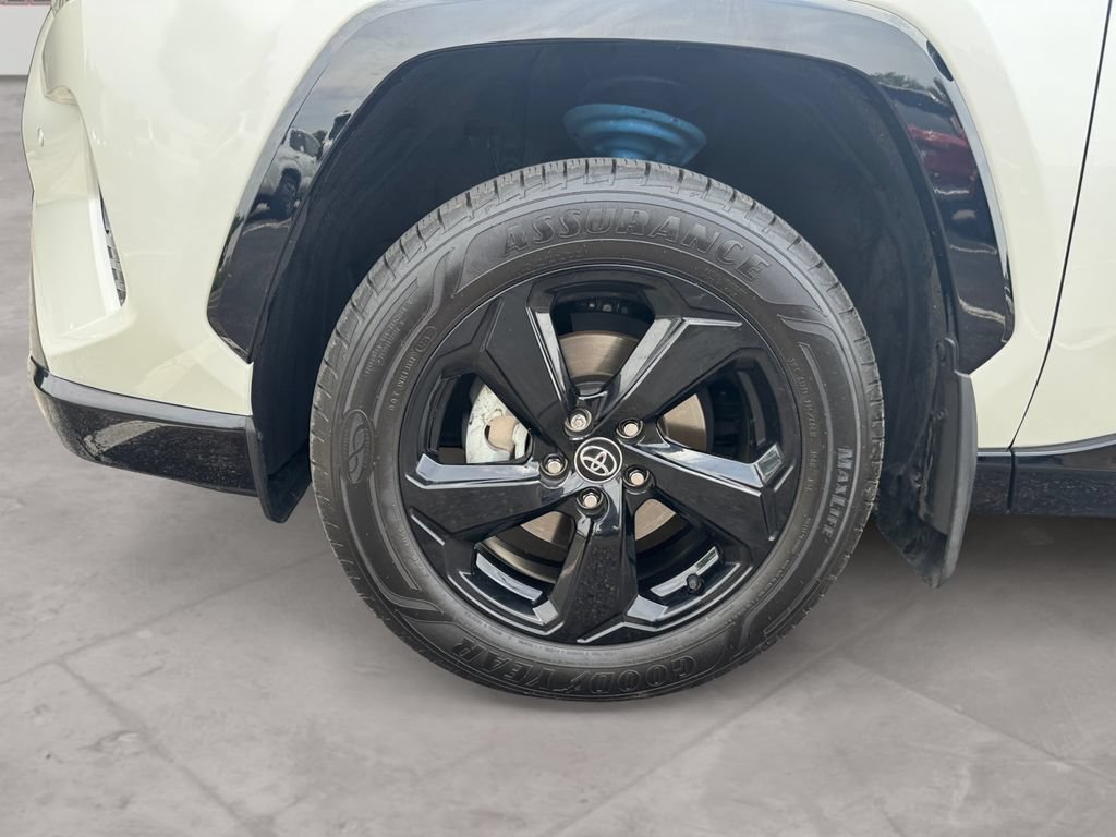 Used 2020 Toyota RAV4 XSE AWD/4WD image 14