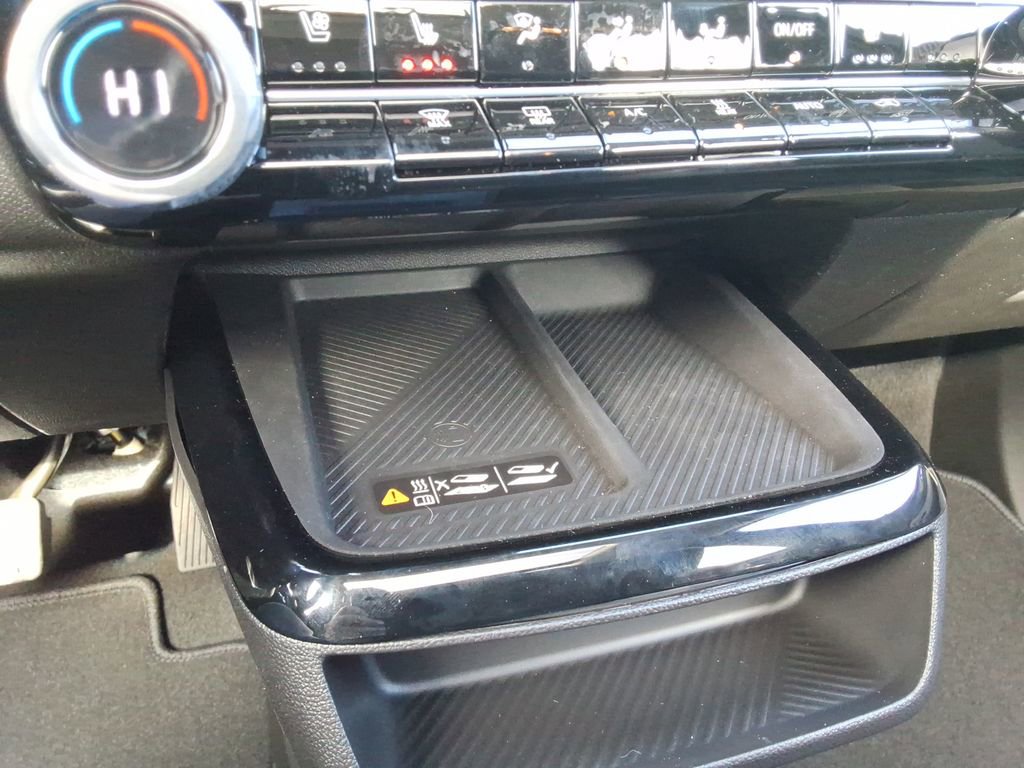 New 2027 Chevrolet Bolt RS w/ Technology Package image 31