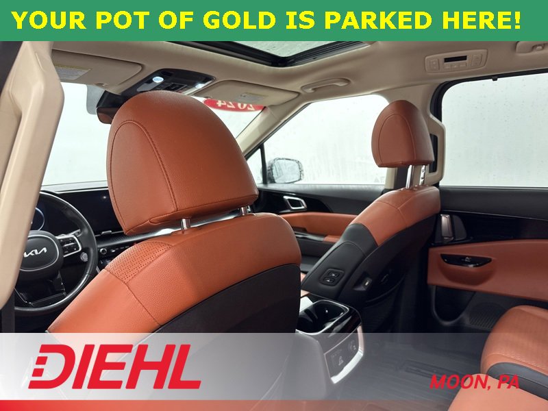 Used 2024 Kia Carnival SX Prestige image 23