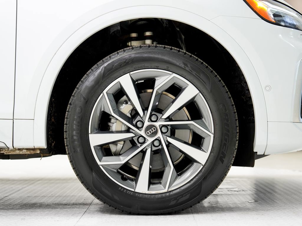 Certified 2023 Audi Q5 2.0T Prestige AWD/4WD image 28