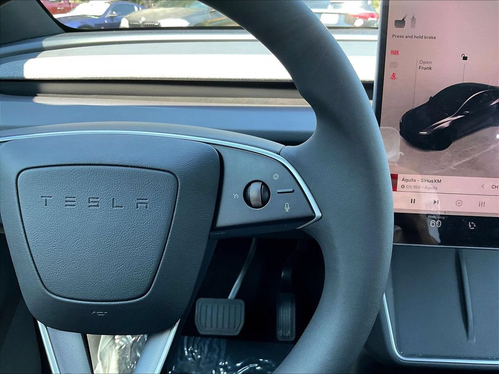 Used 2026 Tesla Model Y 2WD image 11