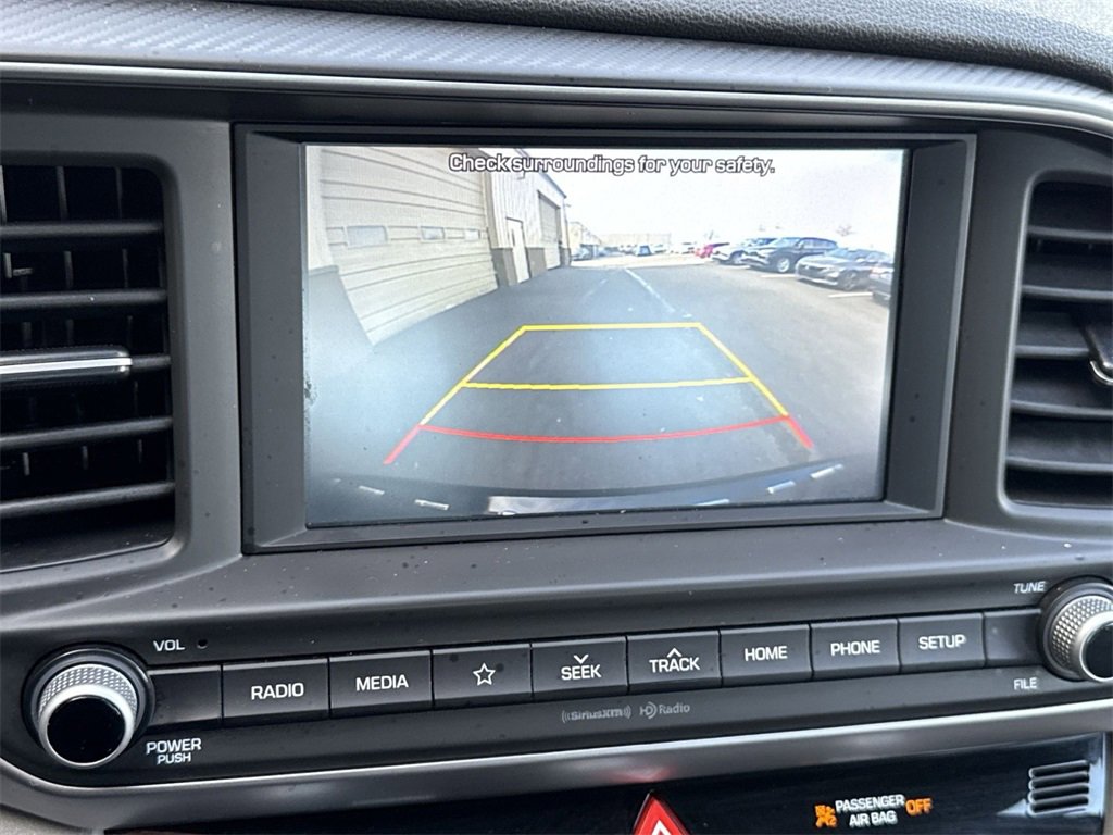 Used 2020 Hyundai Elantra SEL image 18