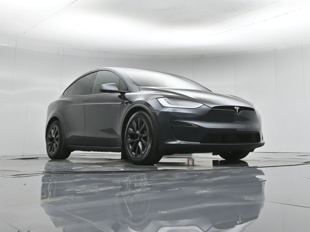 Used 2024 Tesla Model X image 42