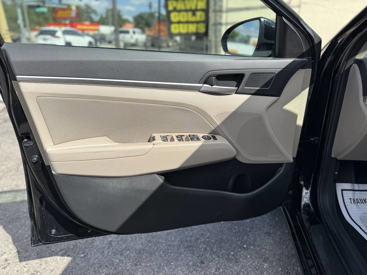 Used 2019 Hyundai Elantra SEL image 11