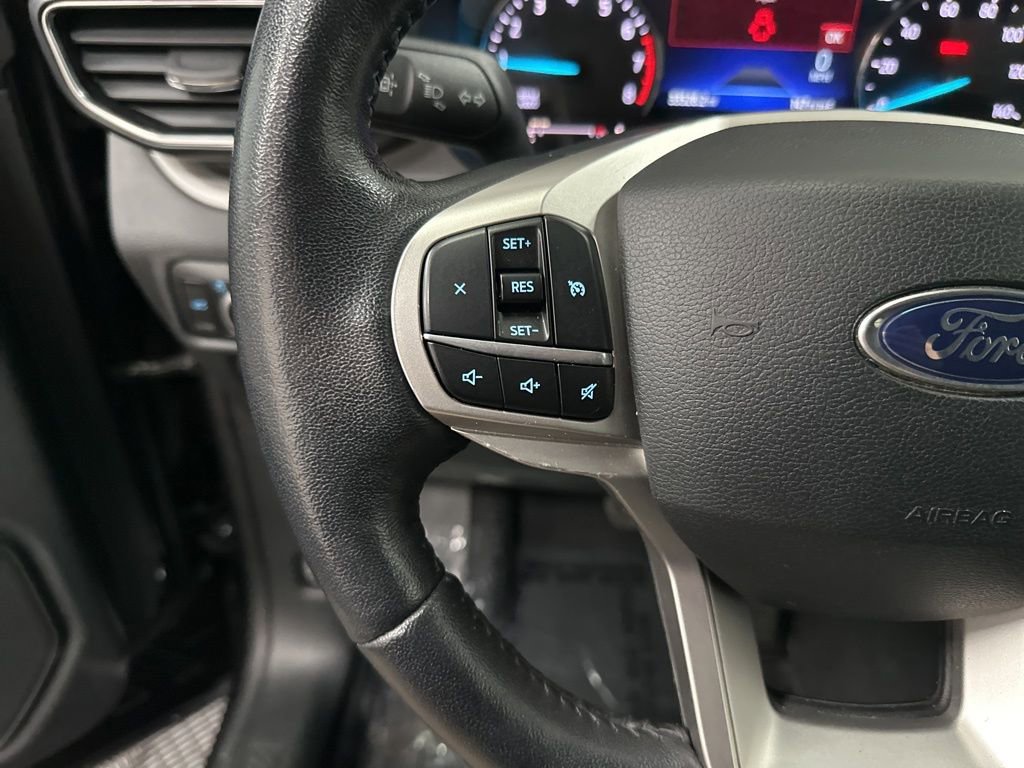 Used 2023 Ford Explorer XLT w/ Equipment Group 202A image 15