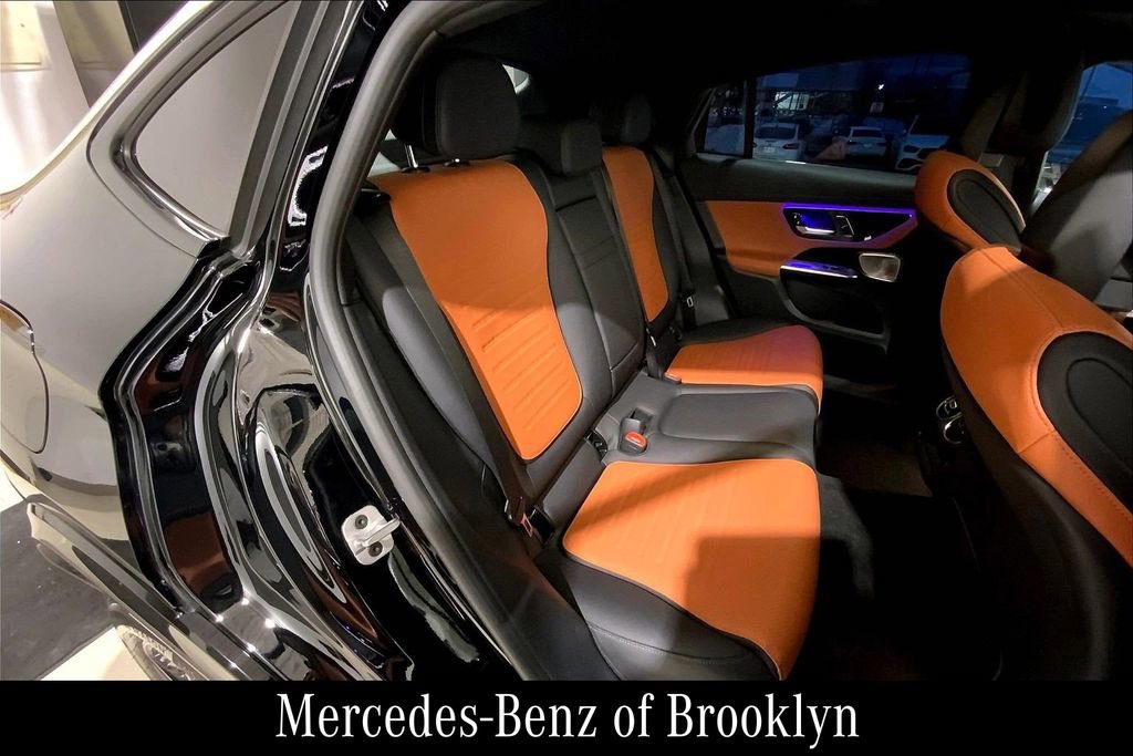 Used 2024 Mercedes-Benz GLC 300 4MATIC image 21