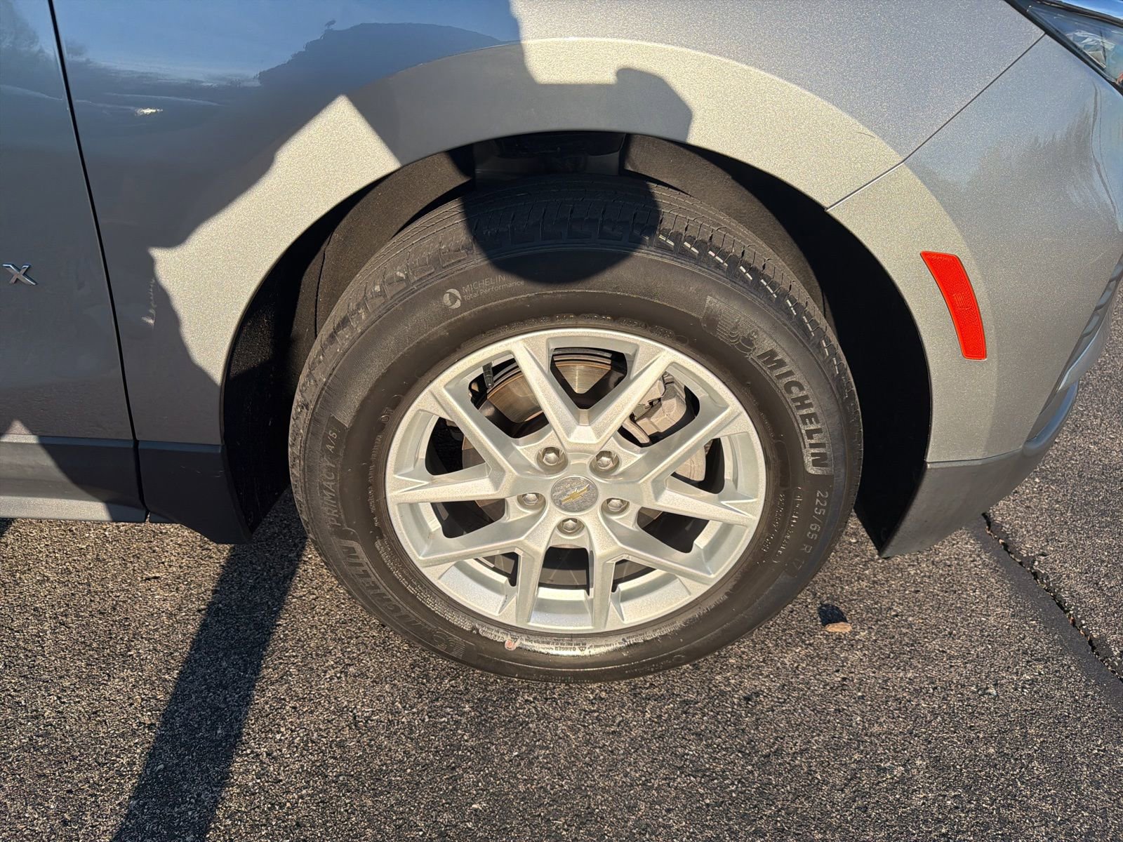 Certified 2023 Chevrolet Equinox LS w/ LS Convenience Package image 29