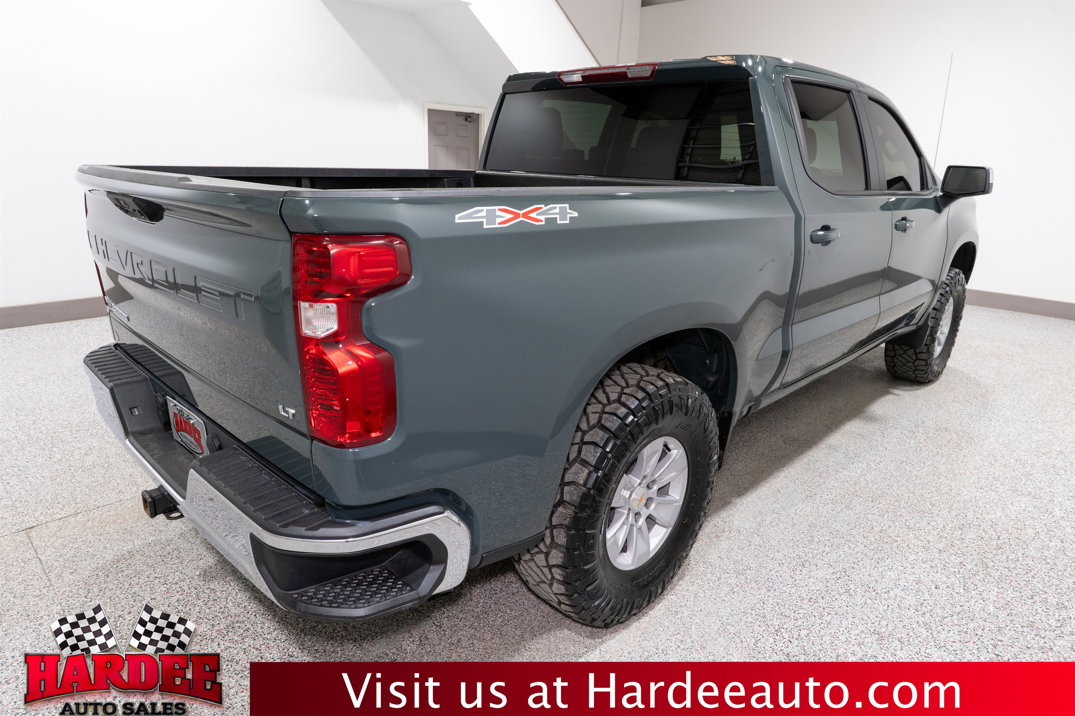 Used 2025 Chevrolet Silverado 1500 LT image 5