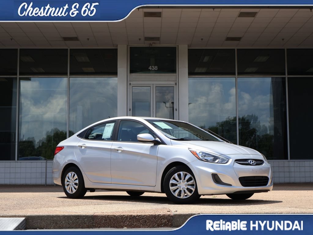 Used 2017 Hyundai Accent SE FWD image 2