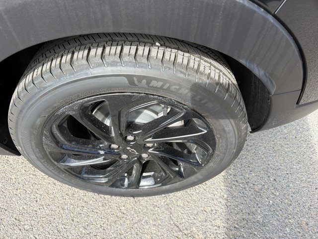 New 2027 Chevrolet Bolt RS w/ Technology Package FWD image 12