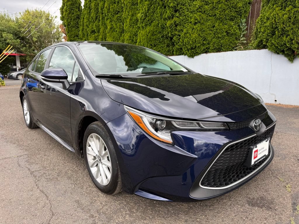 Certified 2021 Toyota Corolla XLE FWD image 2