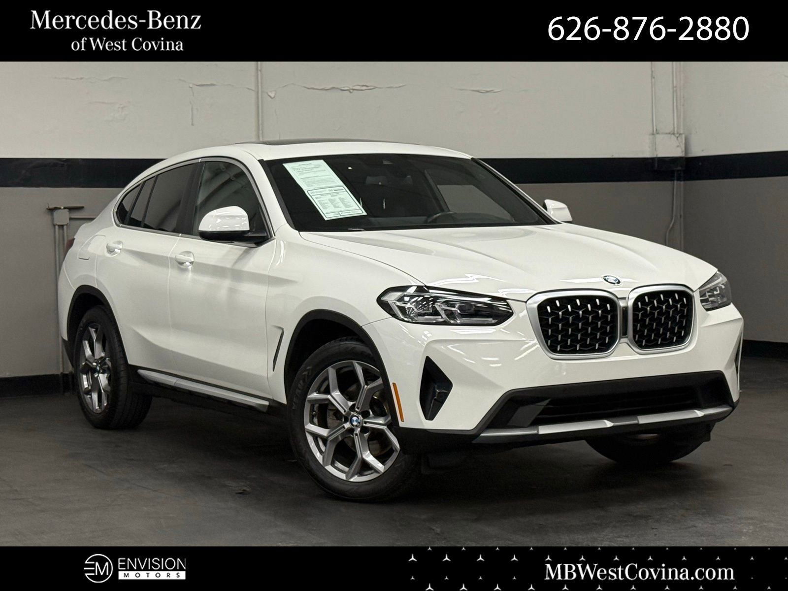 Used 2023 BMW X4 xDrive30i w/ Convenience Package image 1