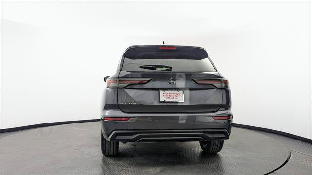 Used 2025 Mitsubishi Outlander SE AWD/4WD image 7