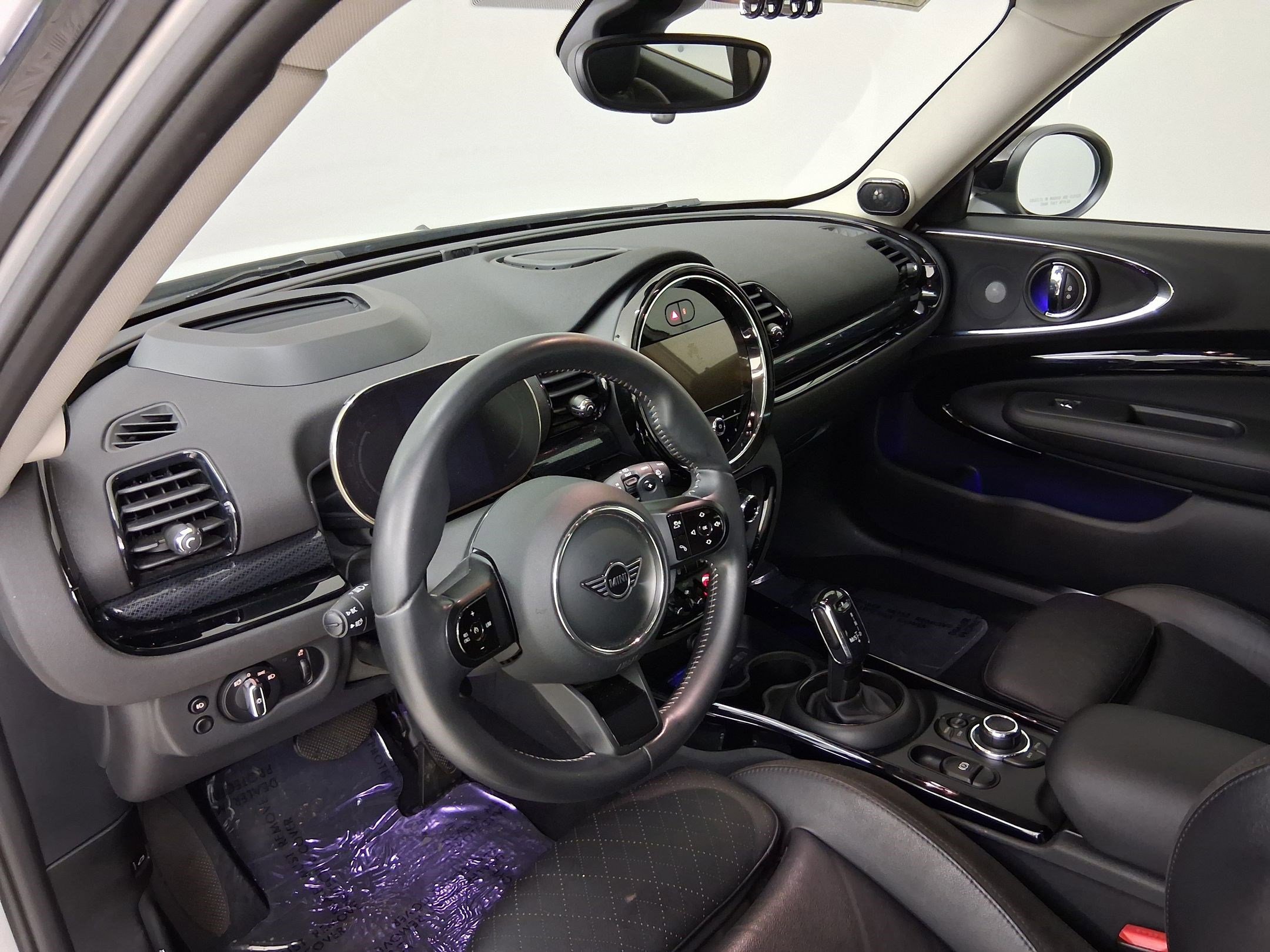 Certified 2023 MINI Cooper Clubman S FWD image 2
