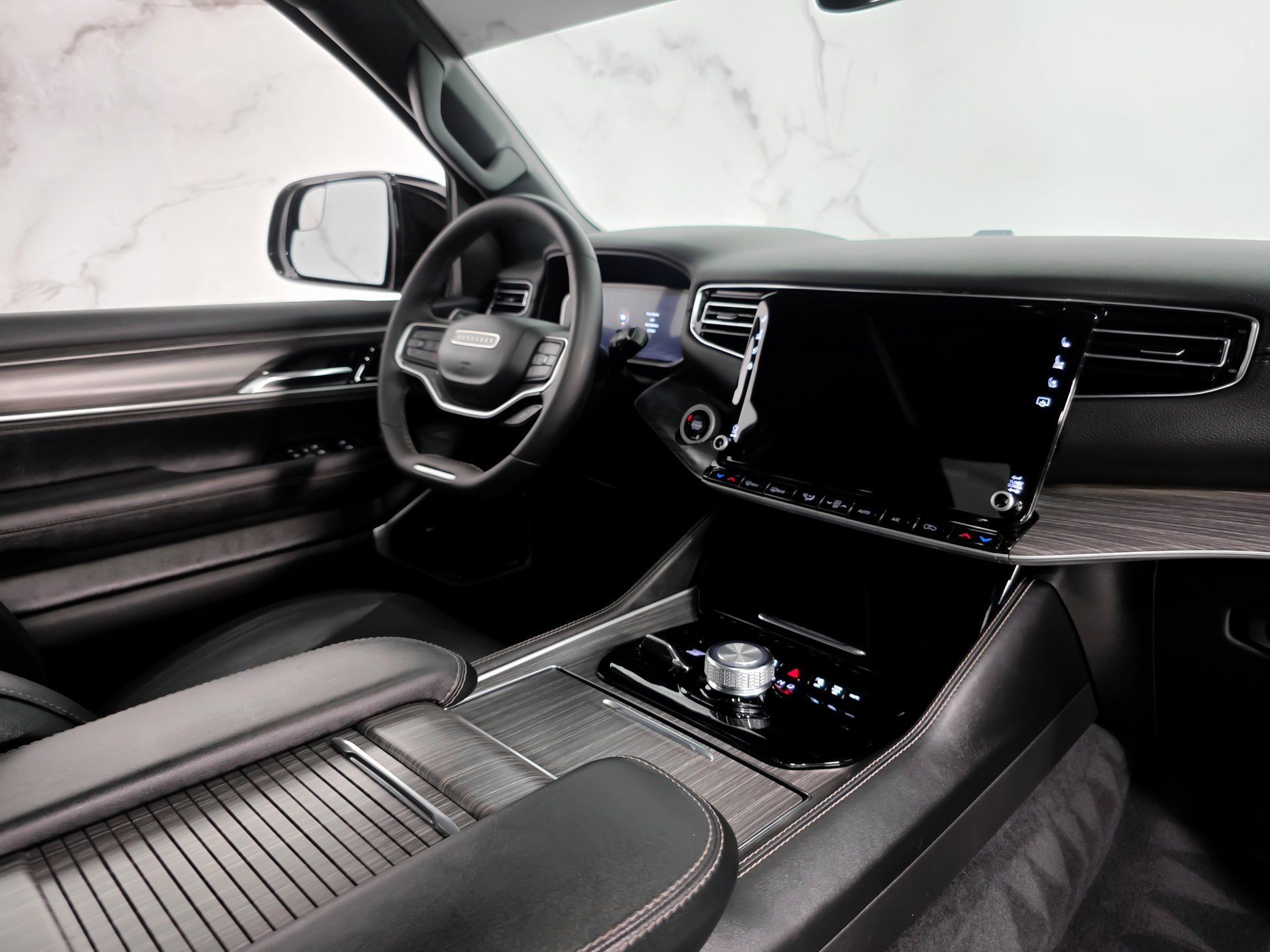 Used 2023 Jeep Wagoneer Series II w/ Premium Group I image 20