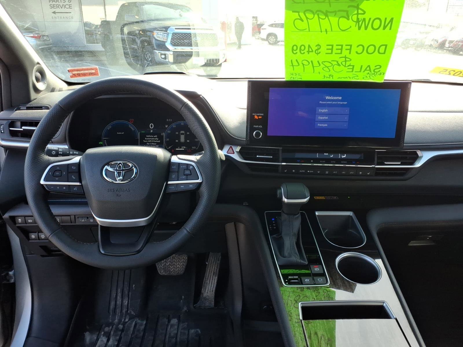 Certified 2025 Toyota Sienna Platinum AWD/4WD image 8