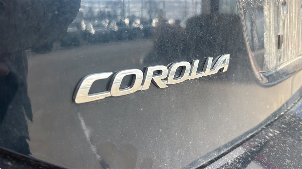 Used 2019 Toyota Corolla LE image 30
