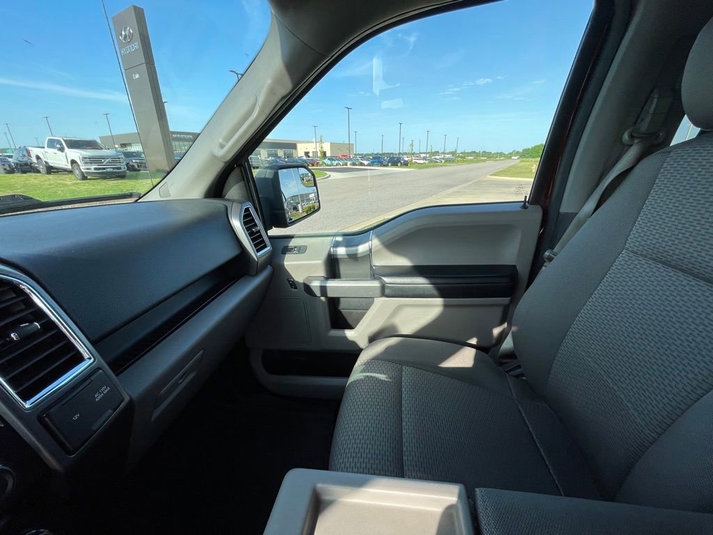 Used 2015 Ford F150 XLT w/ Equipment Group 302A Luxury RWD image 30