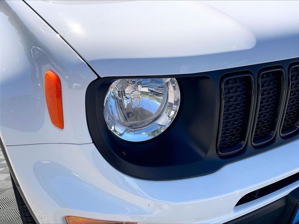 Used 2022 Jeep Renegade Altitude w/ Convenience Group AWD/4WD image 28