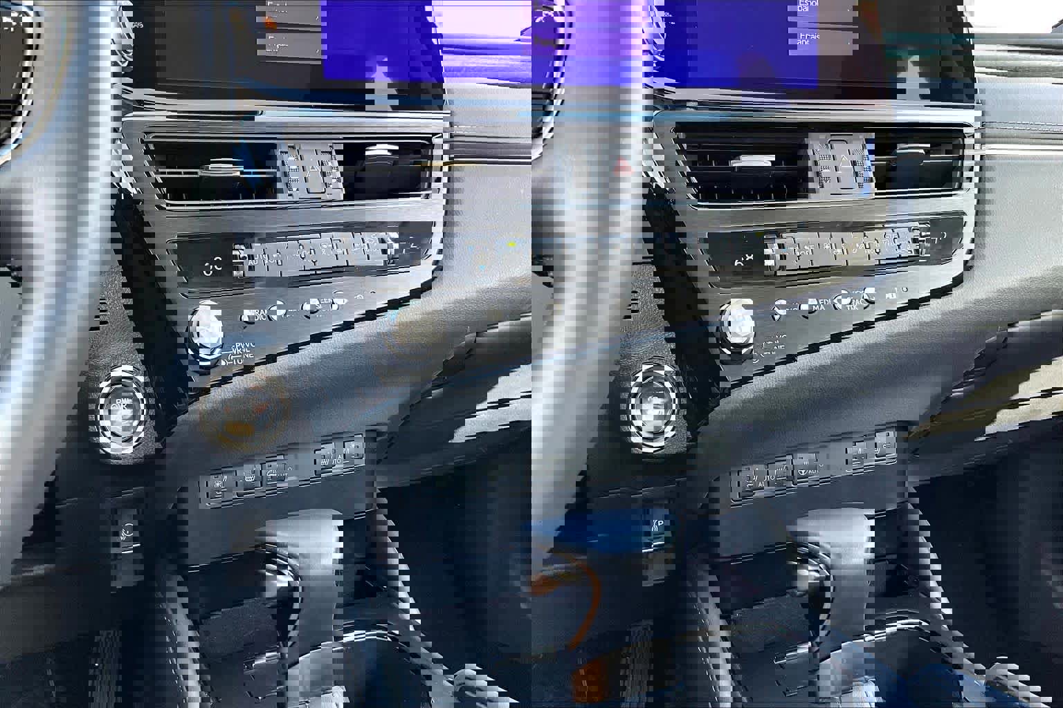 Certified 2025 Lexus ES 300h w/ Premium Package image 34