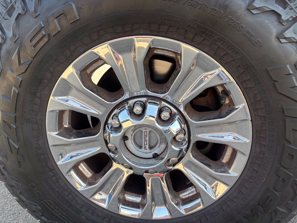 Used 2019 Ford F250 XLT w/ XLT Premium Package AWD/4WD image 10