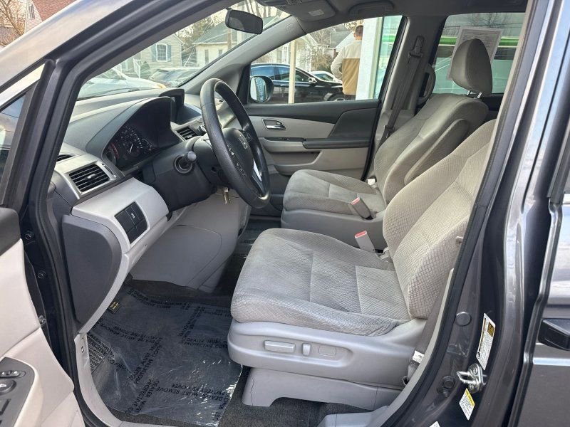 Used 2014 Honda Odyssey LX image 11