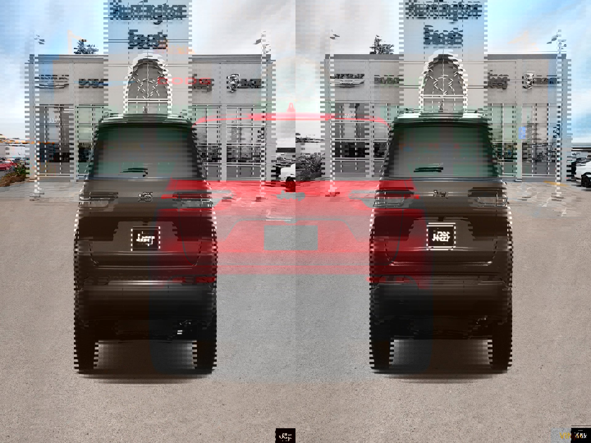 New 2025 Jeep Grand Cherokee L Laredo image 6