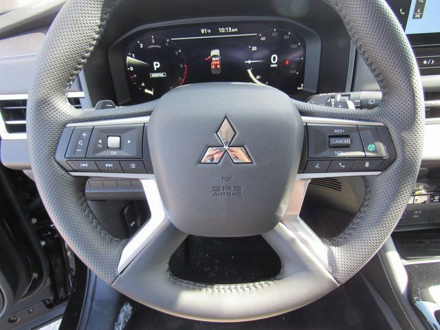 New 2025 Mitsubishi Outlander SE image 22
