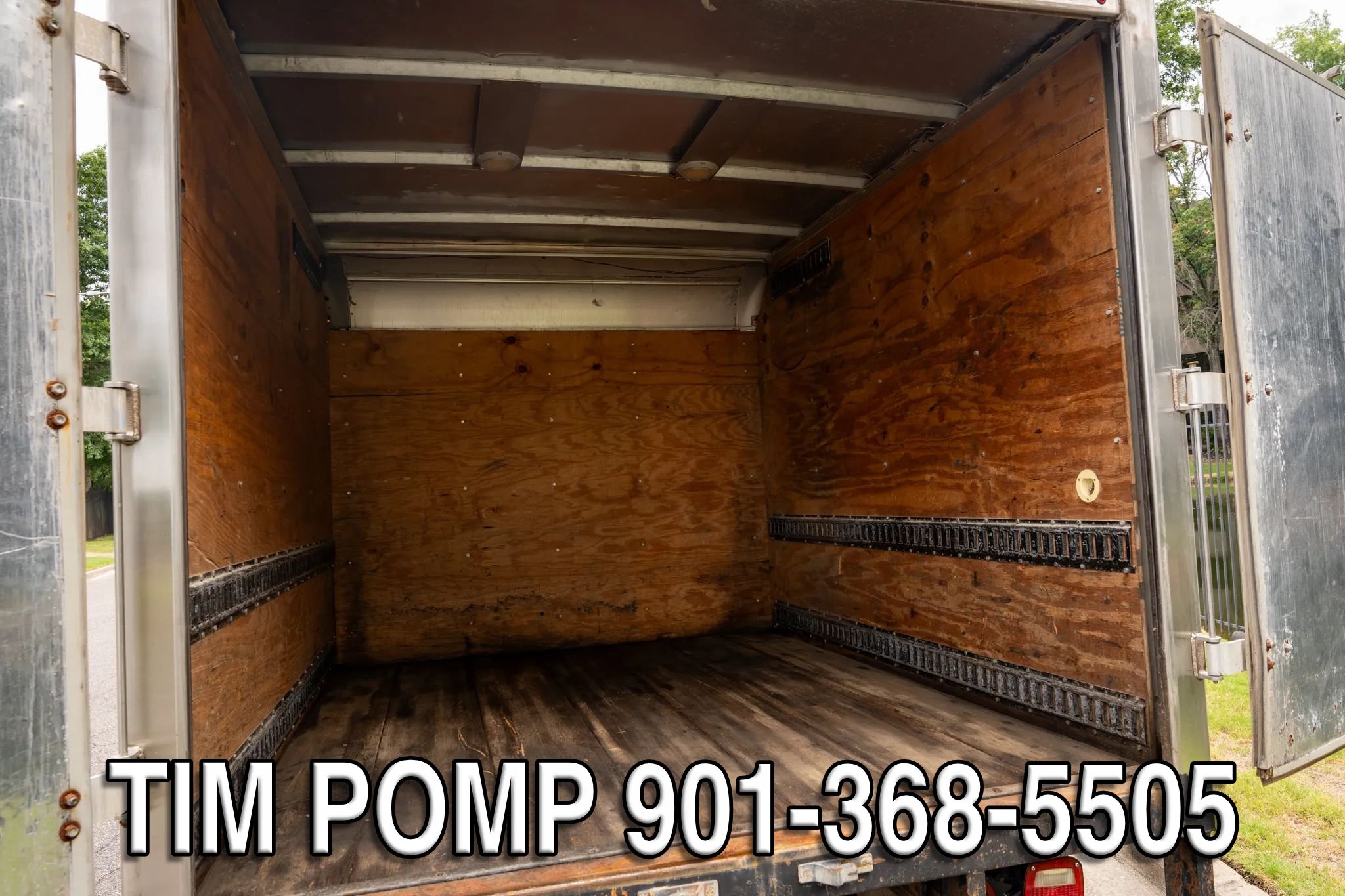 Used 2019 Ford E-350 and Econoline 350 Super Duty w/ Power Windows & Locks Group RWD image 12