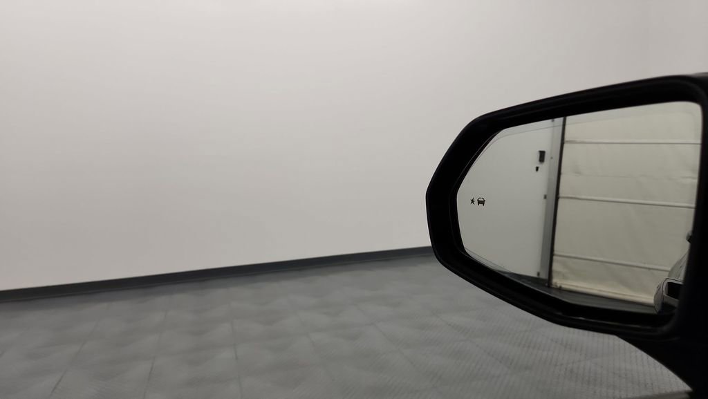 Used 2020 Cadillac XT4 Sport image 17