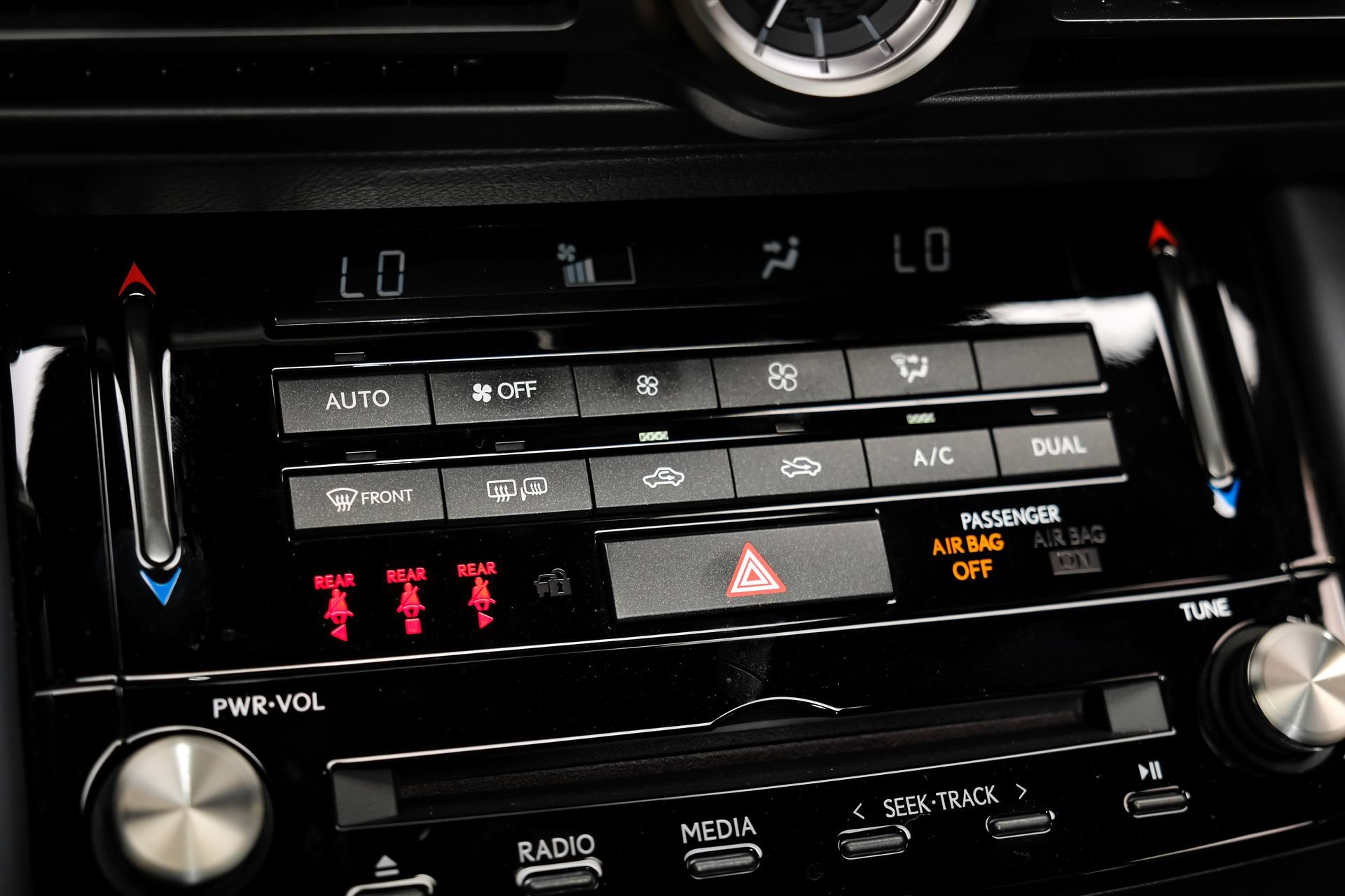 Used 2025 Lexus IS 350 F Sport w/ Navigation Package RWD image 36