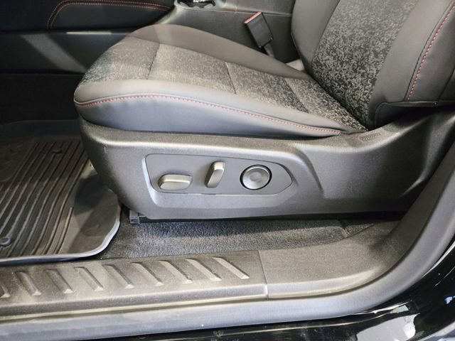 Certified 2023 Chevrolet Colorado Z71 w/ Z71 Convenience Package 2 image 35