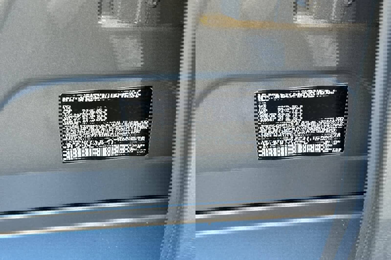 Used 2025 BMW i4 eDrive40 w/ Premium Package image 34