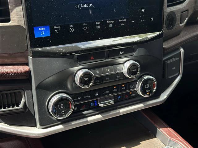 Used 2022 Ford Expedition Limited AWD/4WD image 14