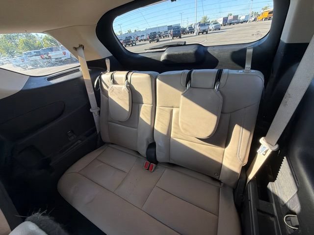 Used 2021 Ford Explorer XLT w/ Equipment Group 202A AWD/4WD image 16