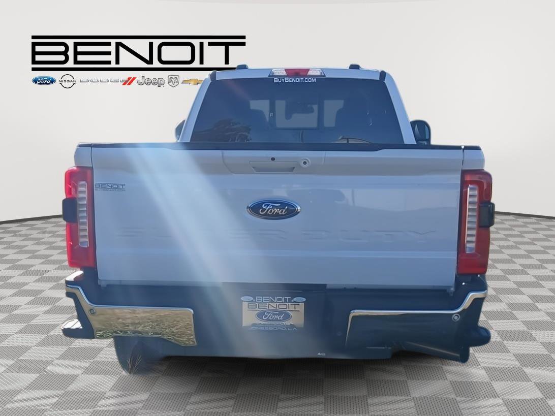 New 2026 Ford F350 Lariat image 8