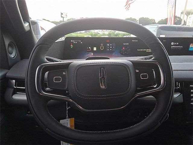 New 2025 Lincoln Navigator L Reserve w/ Jet Appearance Package AWD/4WD image 10