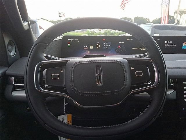 New 2025 Lincoln Navigator L Reserve w/ Jet Appearance Package AWD/4WD image 10